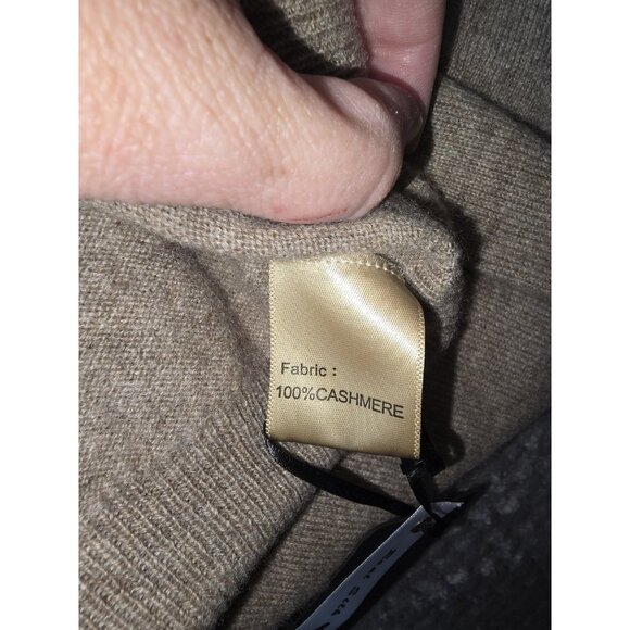 NWT 100% Cashmere Tiger Intarsia Crew Neck Sweater Beige S/M Luxury Knit - Picture 6 of 8